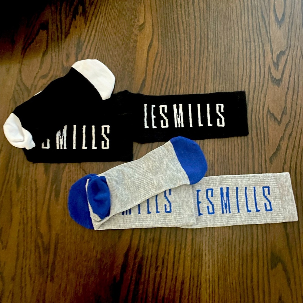 NWOT Les Mills Reebok Crew Socks/Shoes 6-9
